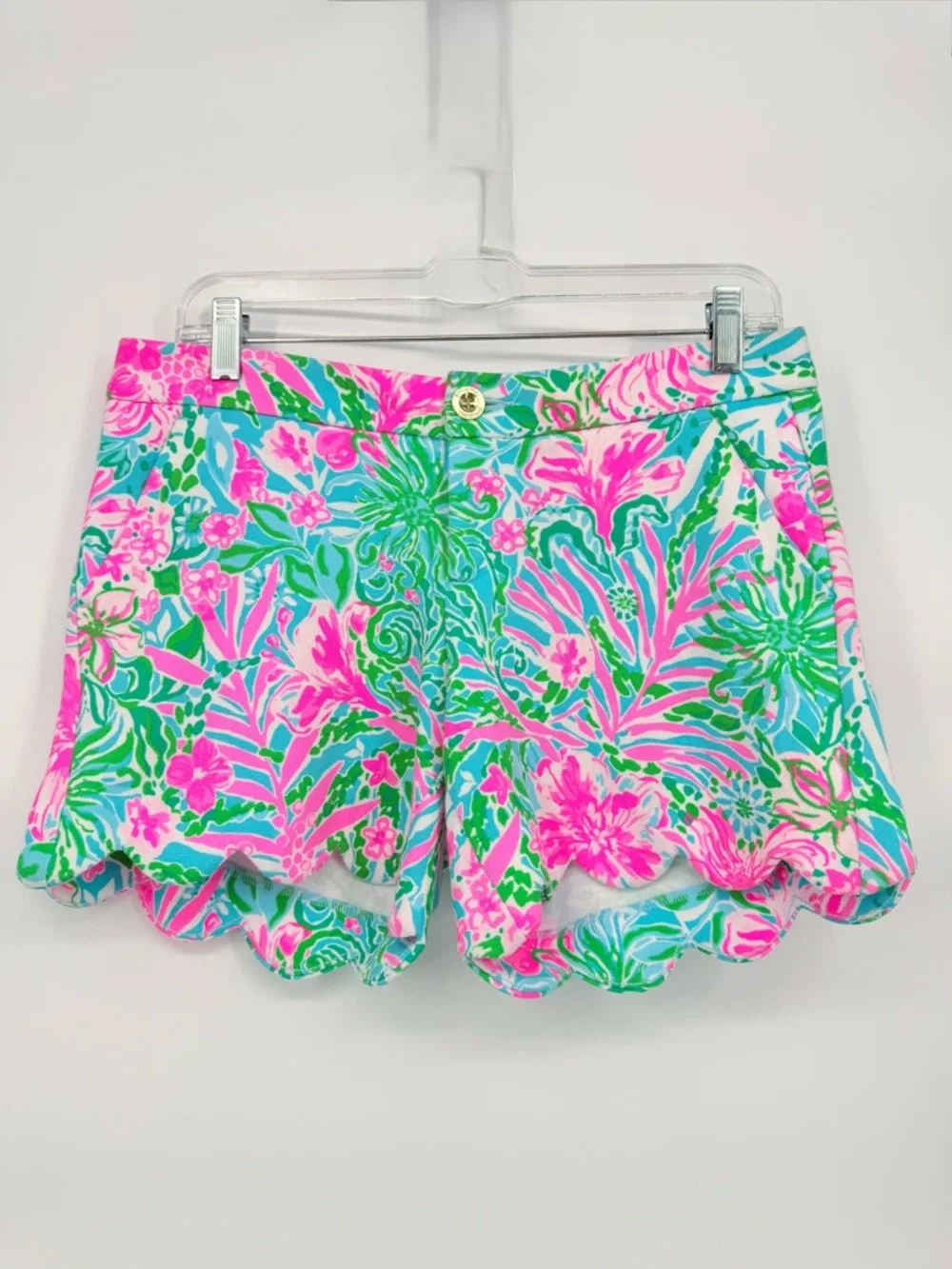 Lilly Pulitzer Buttercup Scallop Hem Shorts Sz 4 Leaf It Wild Pink Blue Floral - Picture 3 of 12